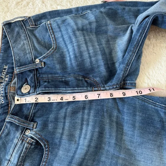 American Eagle Tomgirl Jeans - Picture 7 of 9